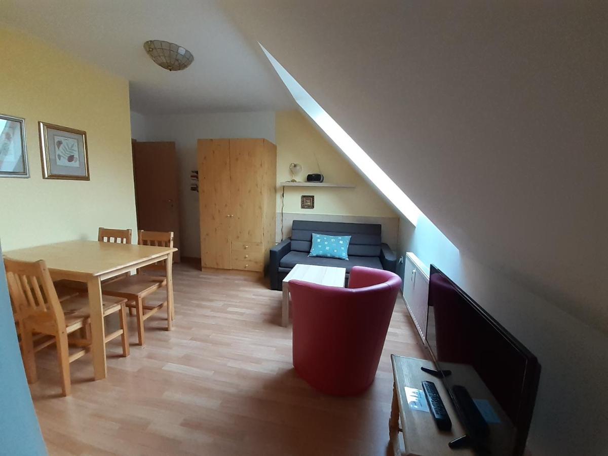 488 Apartment *